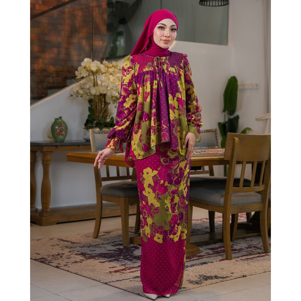 Ruby Kurung