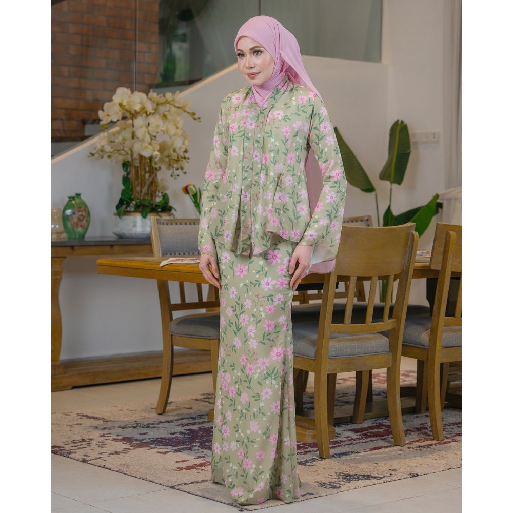 PRE ORDER | Kiara Kurung