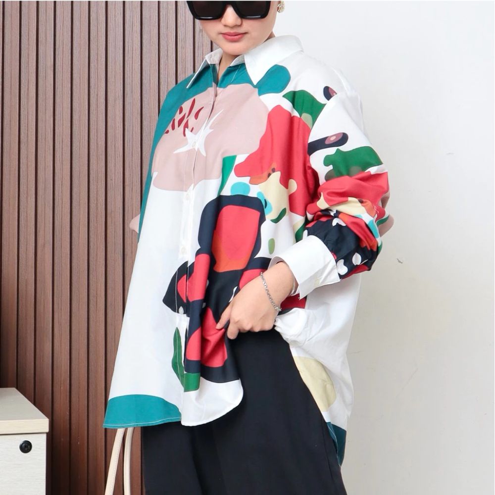 PRE ORDER | Grafiti Oversize Shirt