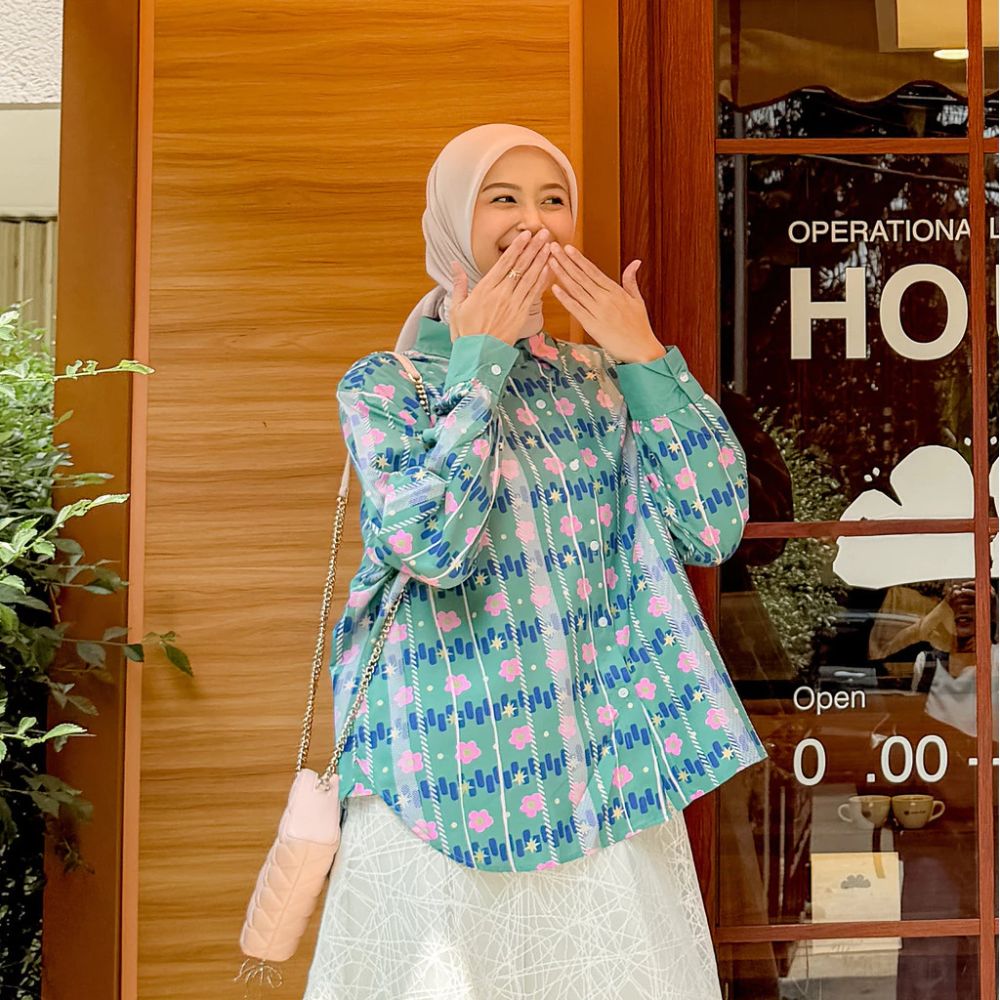PRE ORDER | A Little Daydream Oversize Shirt