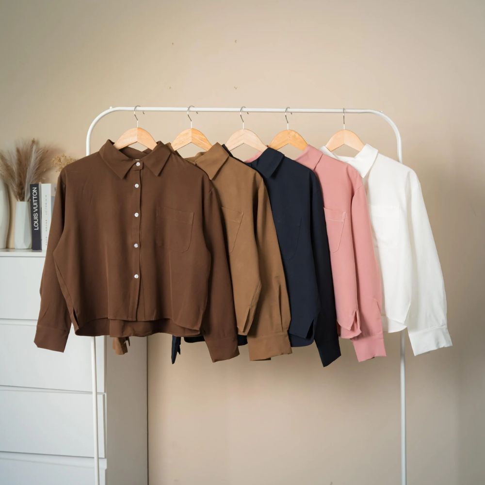 Evvy Full Button Blouse