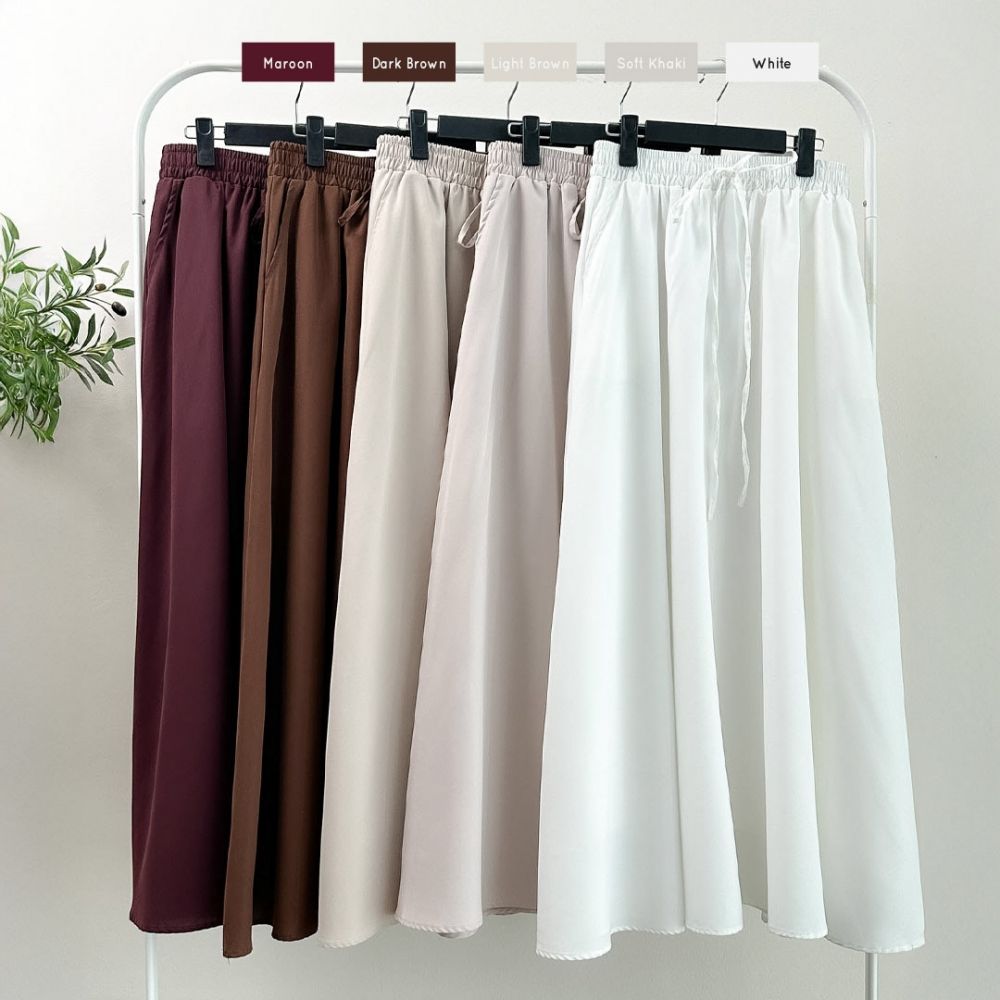 Alexis Plain Skirt