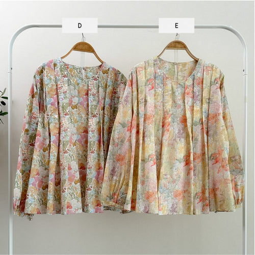 Astrid Flower Pleated Top