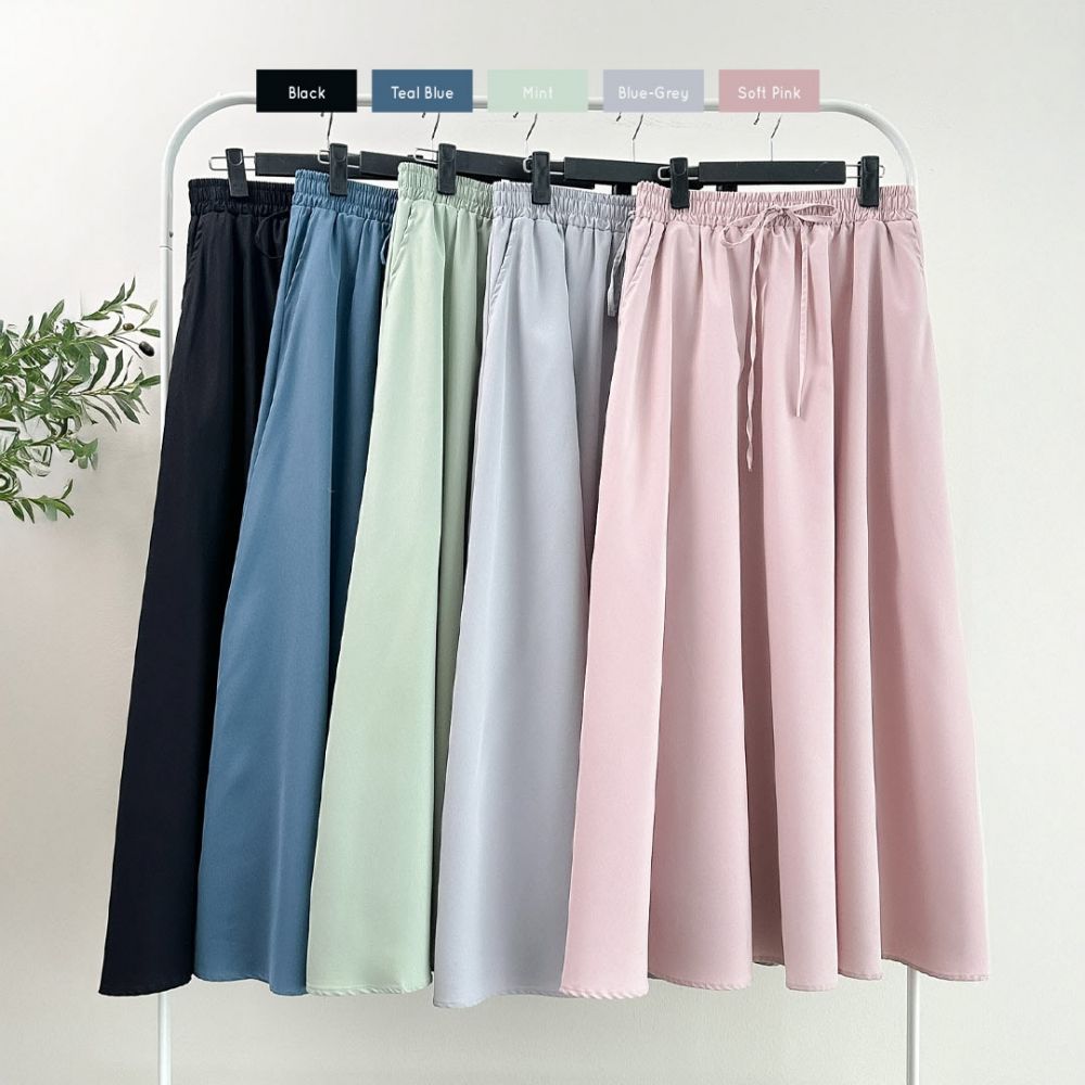 Alexis Plain Skirt