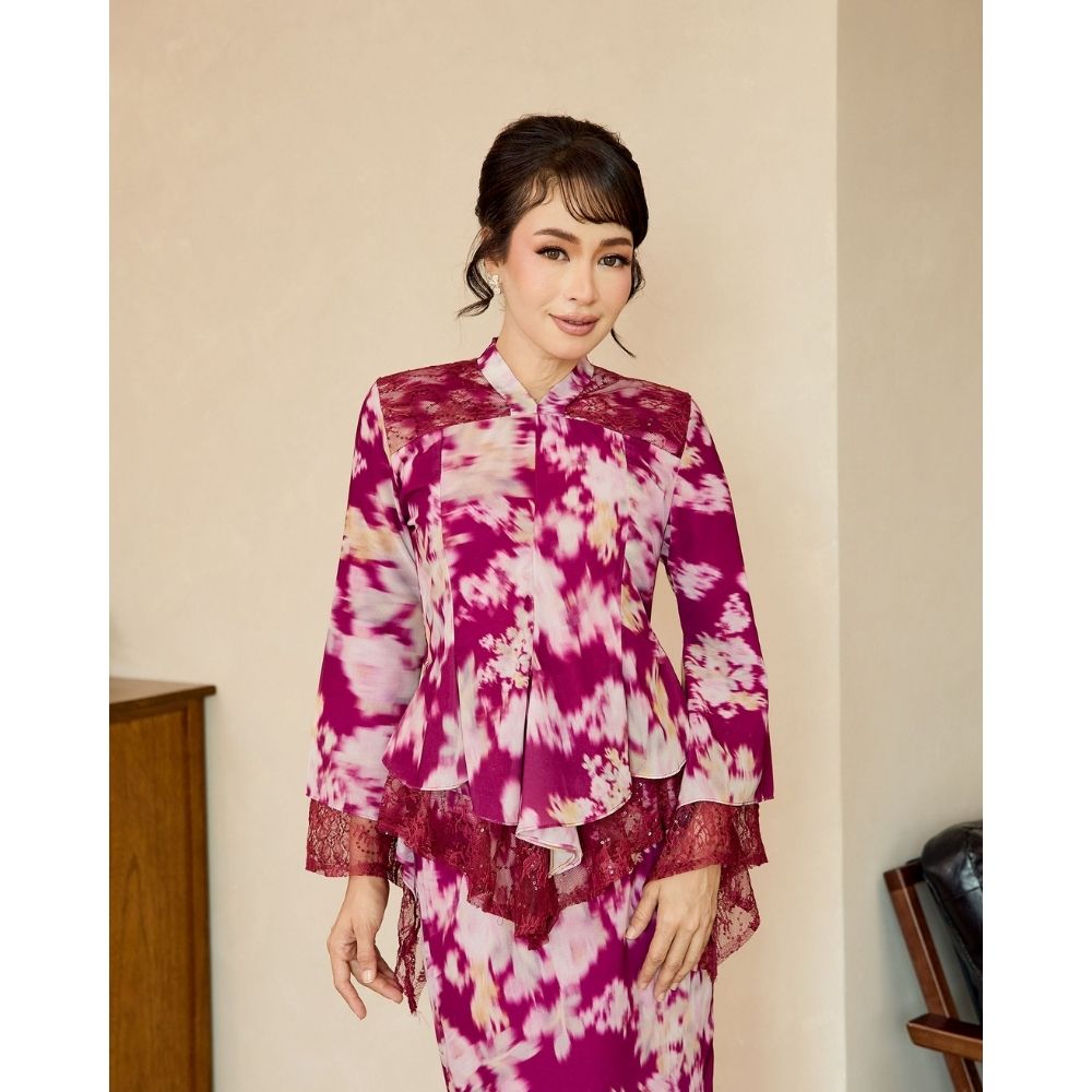 Leonara Floral Lace Kurung