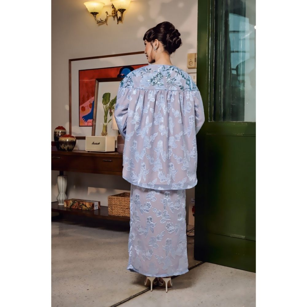Ning Ayu Kurung