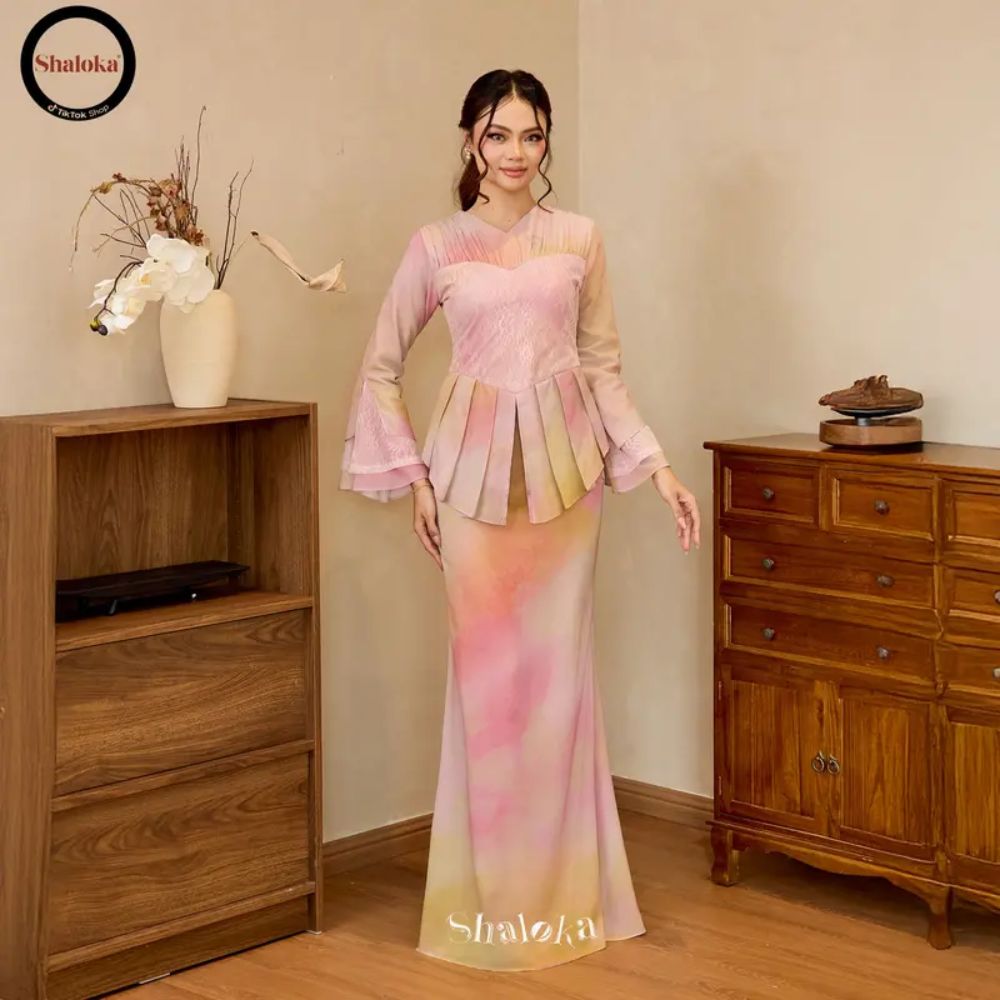 PRE ORDER | Layra Kurung Peplum Printed Chiffon Lace Moden