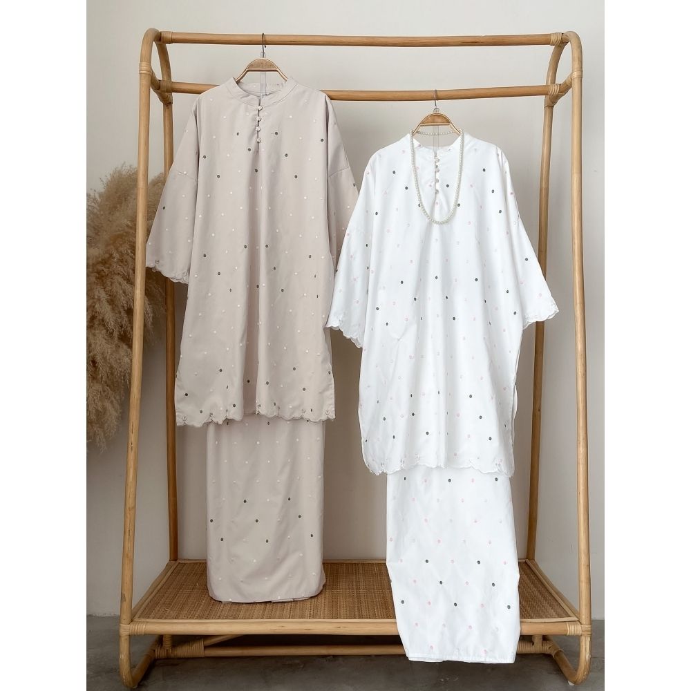 Madia Kurung Set