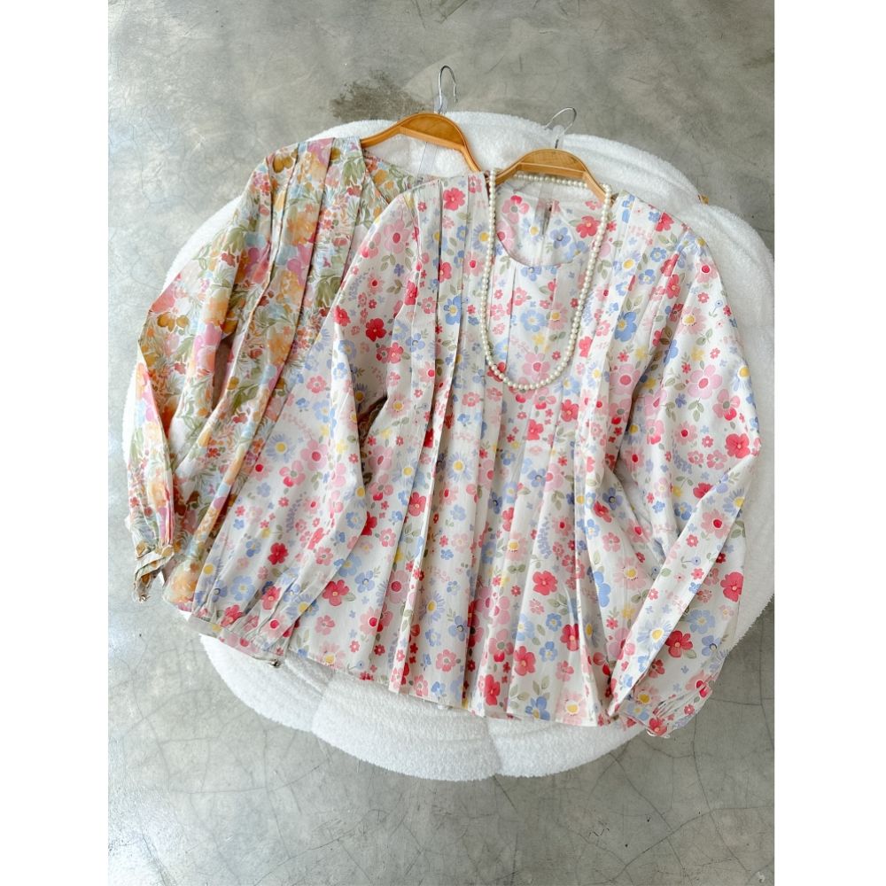 Astrid Flower Pleated Top