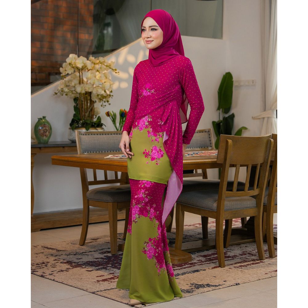 Valeria Kurung