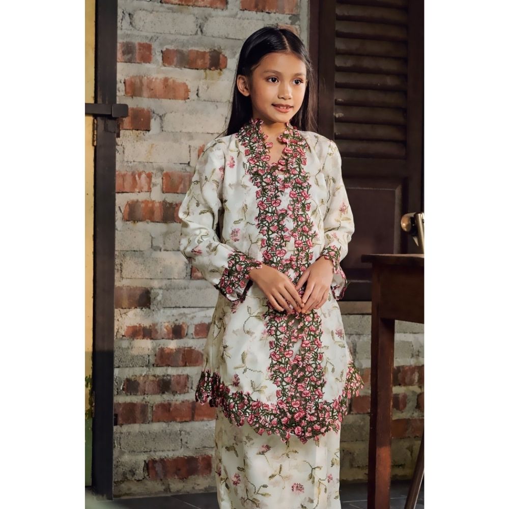 Mawar Indah Kids Kurung