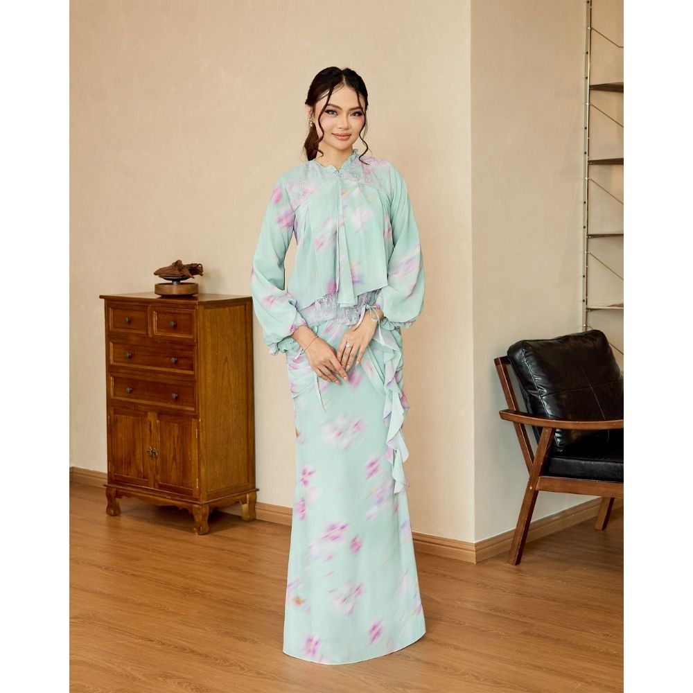 Rosette Kurung