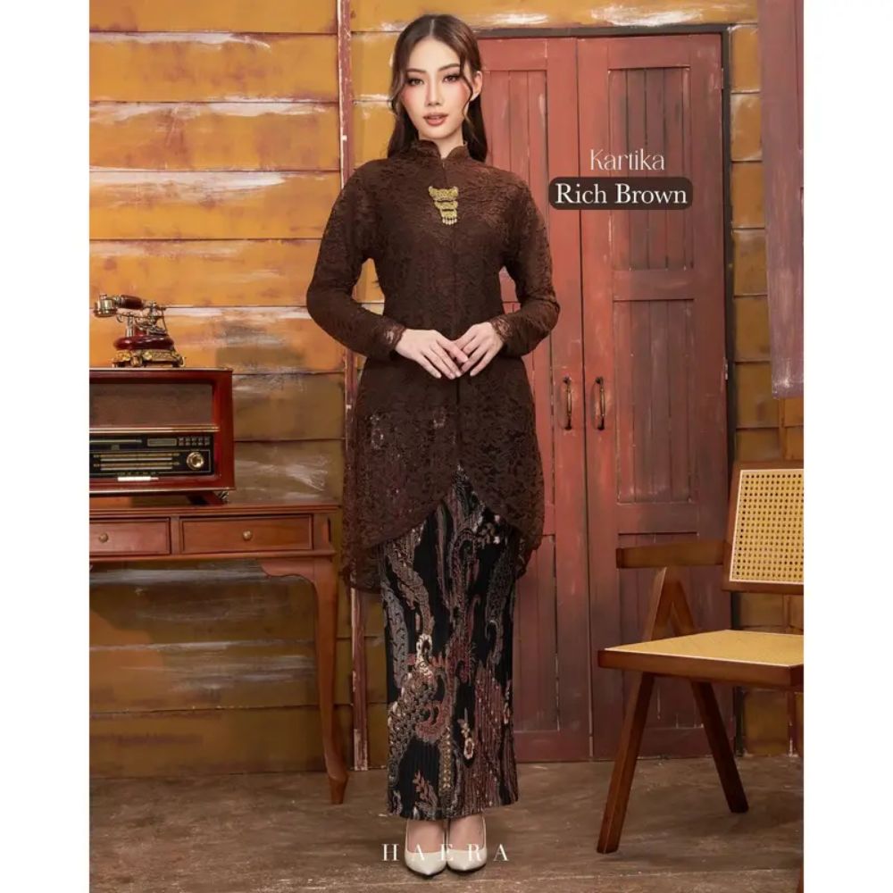 Kartika Kebaya Lace Batik