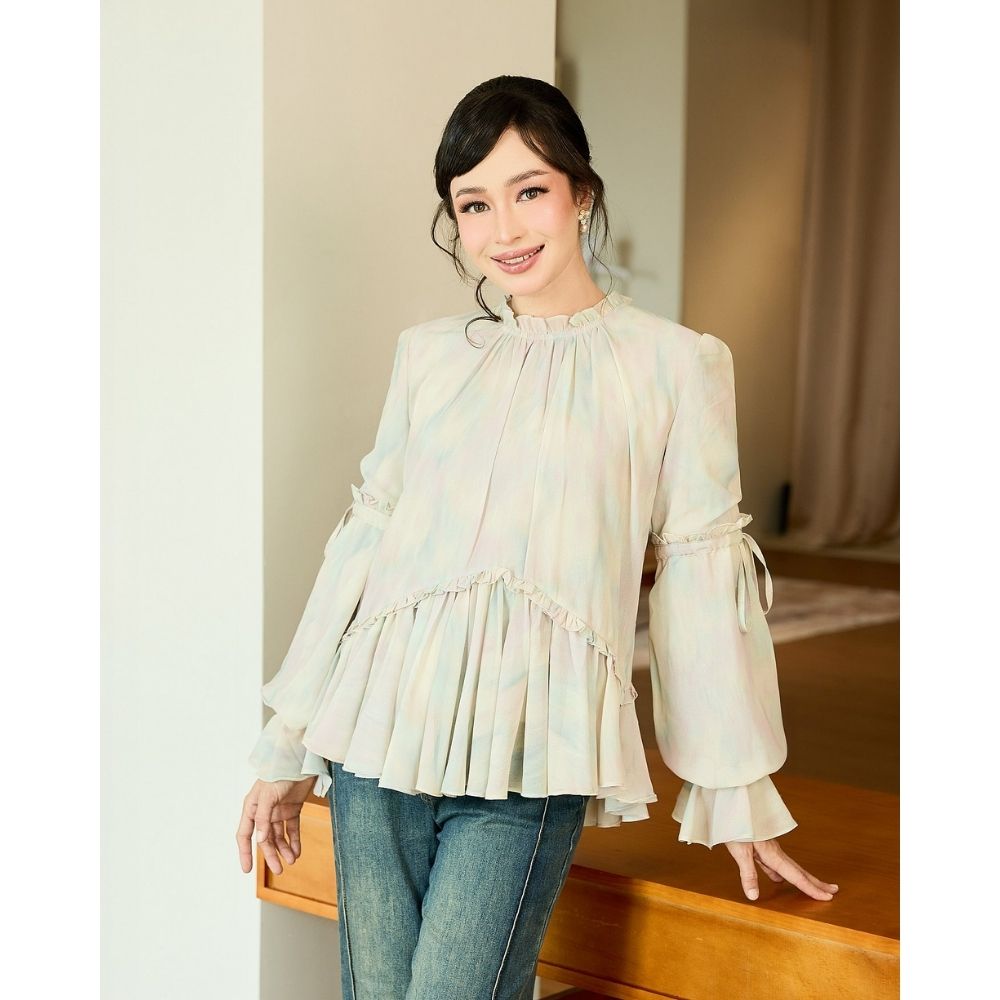 Naia Blouse